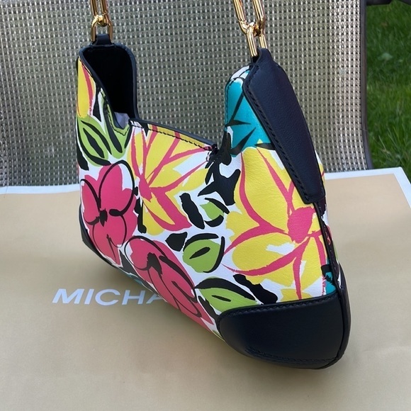 Michael Kors Collection Bancroft Medium Floral Calf Leather Shoulder Bag - Picture 10 of 12